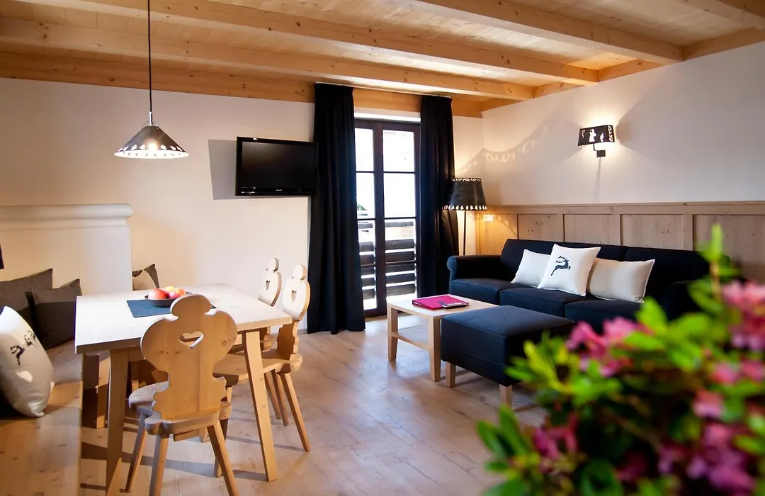 Zin Senfter Residence-1
